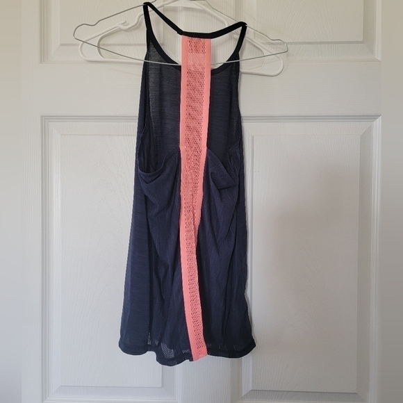 Athleta Strappy Kettlebella Tank Top - Picture 4 of 6